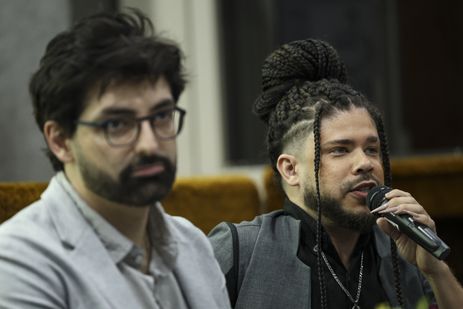Brasília (DF), 08/05/2025 - Os pesquisadores Ângelo Brandelli e Thiago Jerohan durante cerimônia de lançamento do Índice de Estigma em Relação às Pessoas Vivendo com HIV 2025, no Palácio do Planalto. Foto: Marcelo Camargo/Agência Brasil