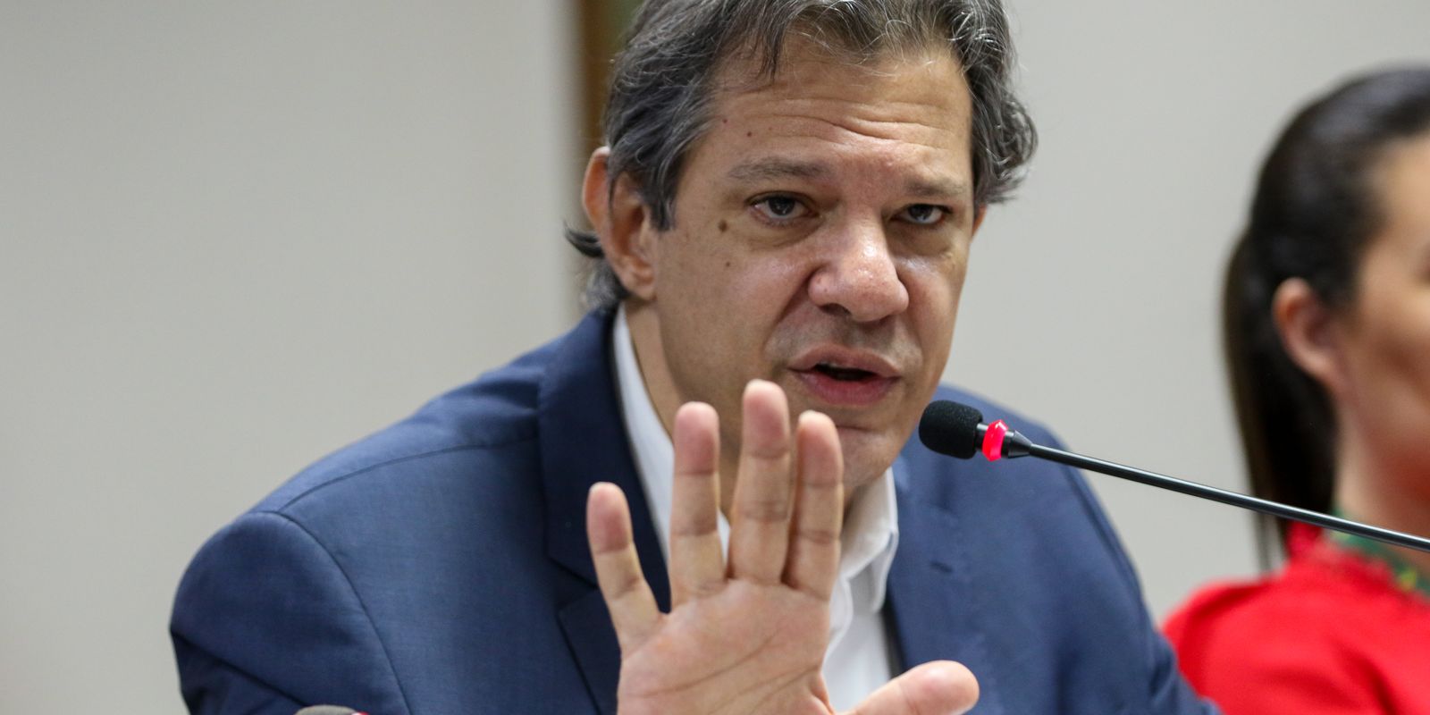 Carga tributária não justificará aumento do diesel, diz Haddad