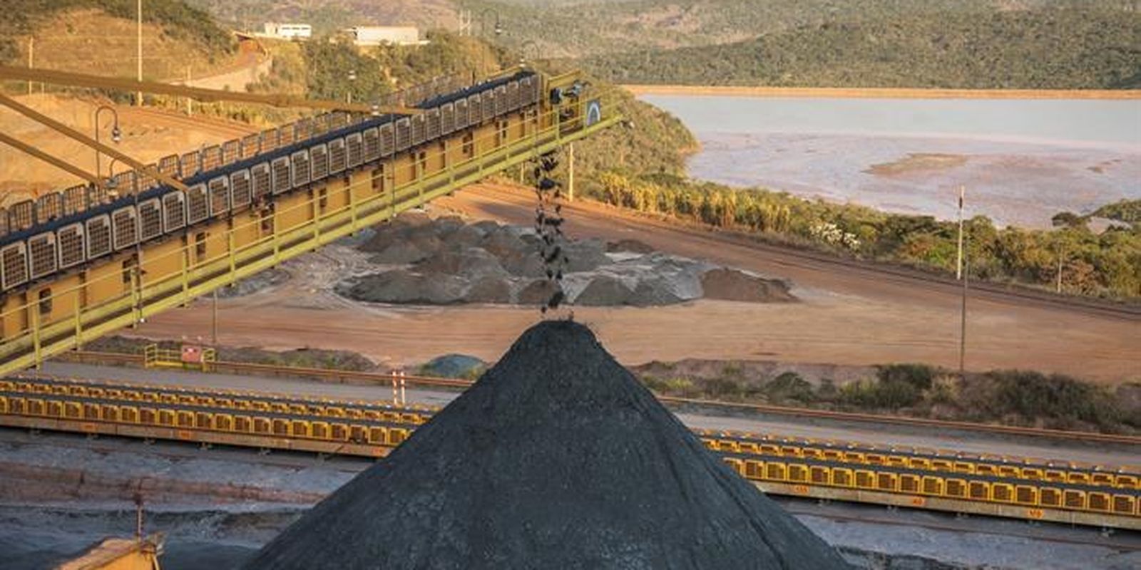 Setor de mineração fatura menos devido à queda de preços no exterior