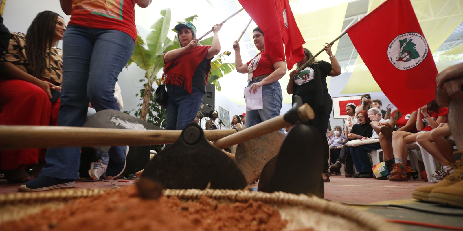 Ministro diz que tem pressa para retomar reforma agrária