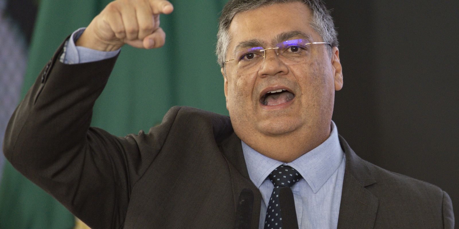 Dino diz que não há interferência do governo na Polícia Federal