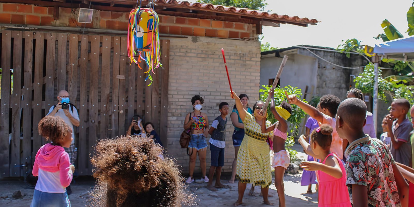 Projeto ensina cultura africana e afro-brasileira com brincadeiras