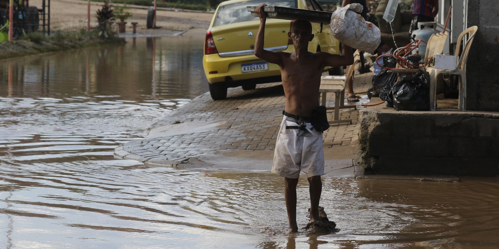 Inmet prevê chuvas com ventos intensos em 7 estados e no DF