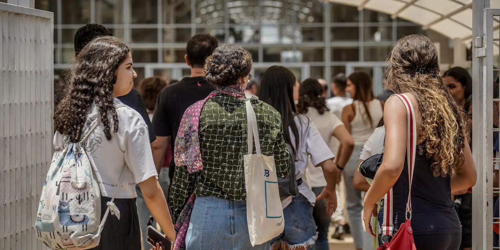 Enem: prazo para solicitar isenção da taxa de inscrição começa hoje