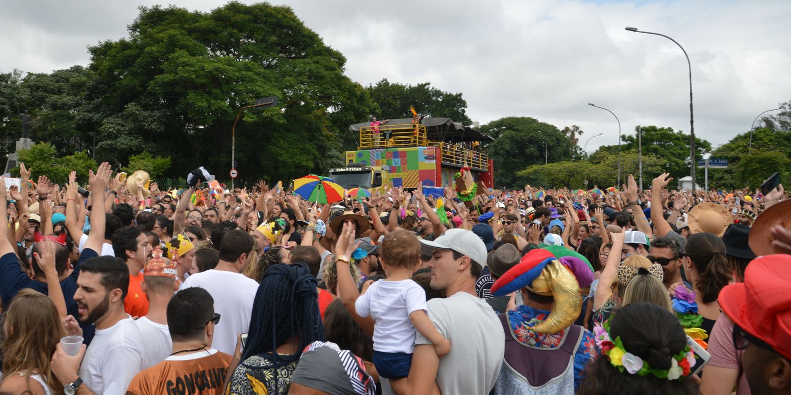 Tendas acolherão vítimas de agressões no carnaval de São Paulo