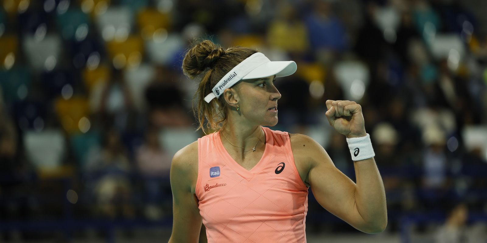 Tênis: Bia Haddad chega à semifinal do WTA 500 de Abu Dhabi