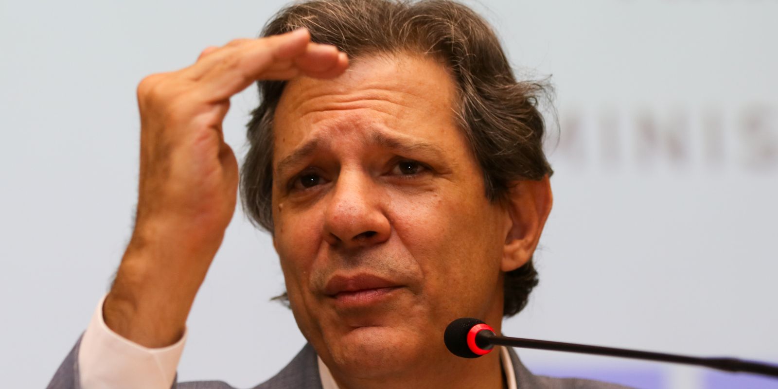 Haddad pede recursos a bancos multilaterais em meio à crise climática