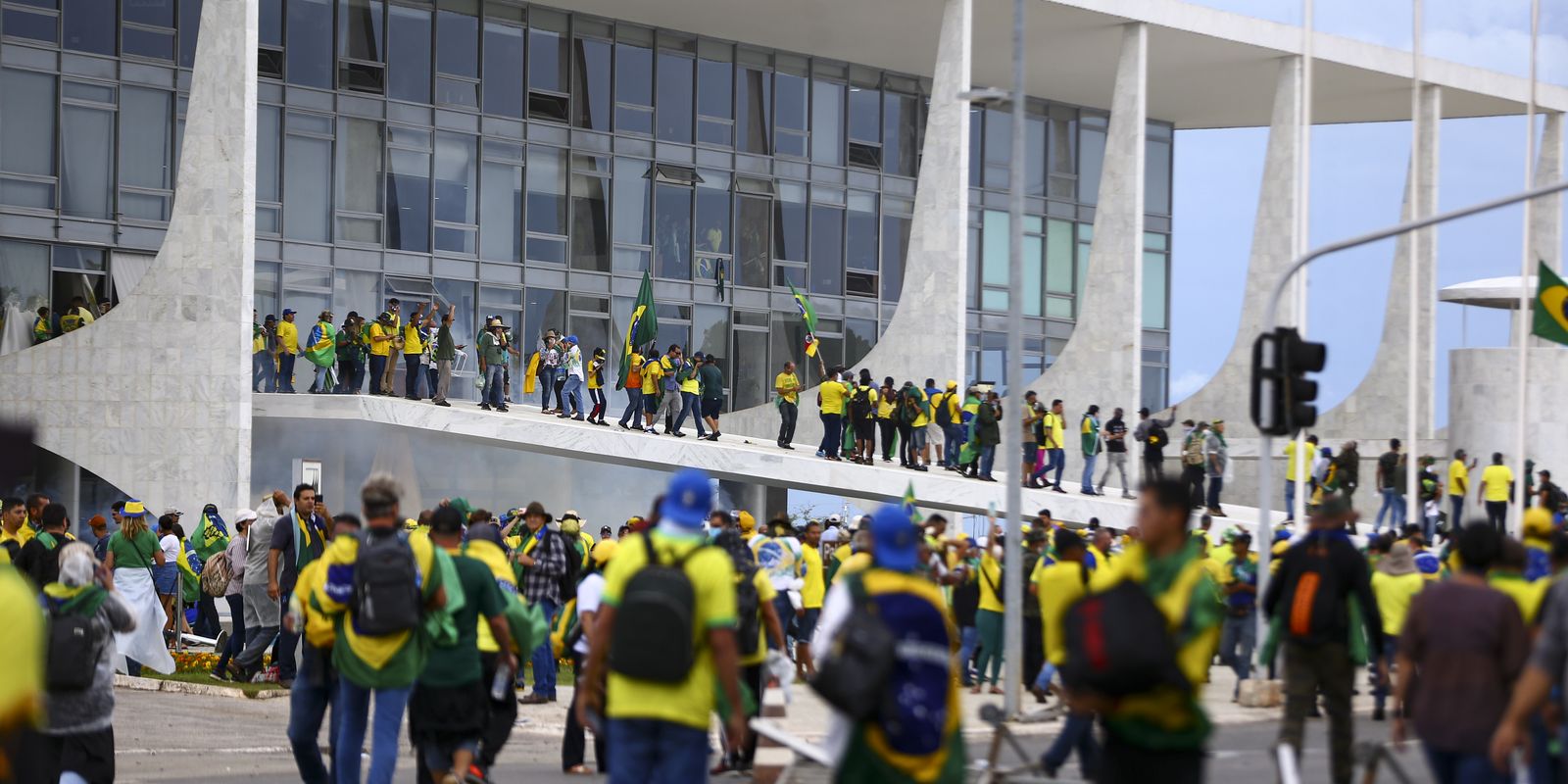 STF tem maioria para tornar ré cúpula da PMDF no 8 de janeiro