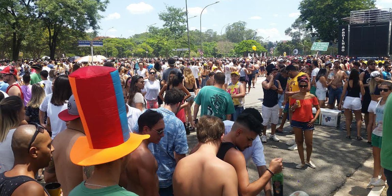 Pelo menos 129 blocos de rua cancelam a participação no carnaval de SP