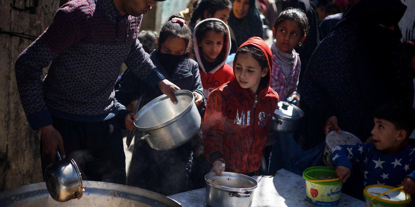 Suécia e Canadá retomam repasses humanitários à Agência da ONU em Gaza