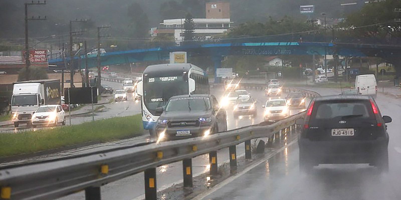 Inmet emite alerta de grande perigo para o RS e litoral catarinense