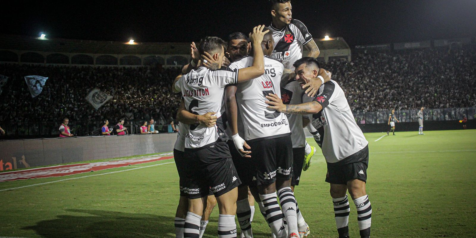 Vasco vence o Água Santa para seguir em frente na Copa do Brasil