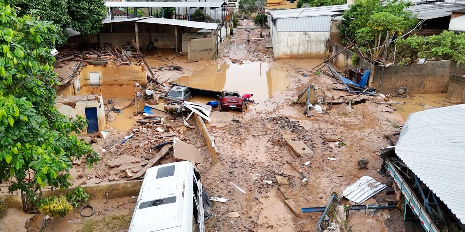 Sobe para 19 número de mortes pelas chuvas no Espírito Santo