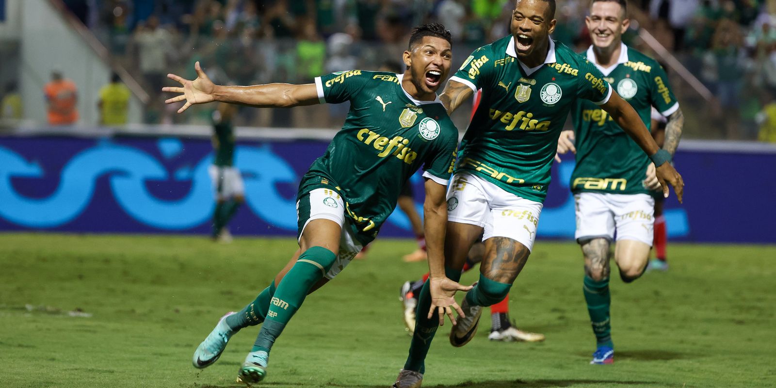 Palmeiras vence Botafogo-SP e fecha 1ª fase como melhor do Paulistão