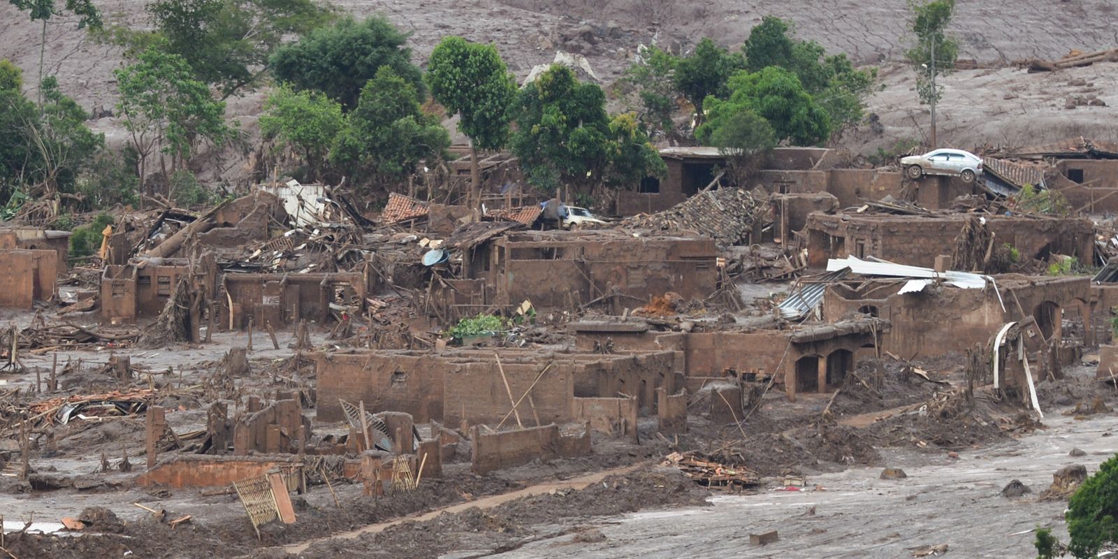 Caso Samarco: mineradoras propõem mais R$ 90 bi para reparar danos