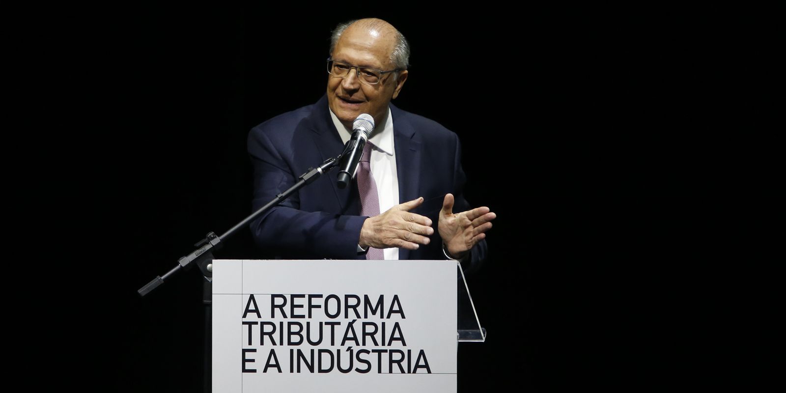 Alckmin se diz entusiasta da reforma tributária e aponta benefícios