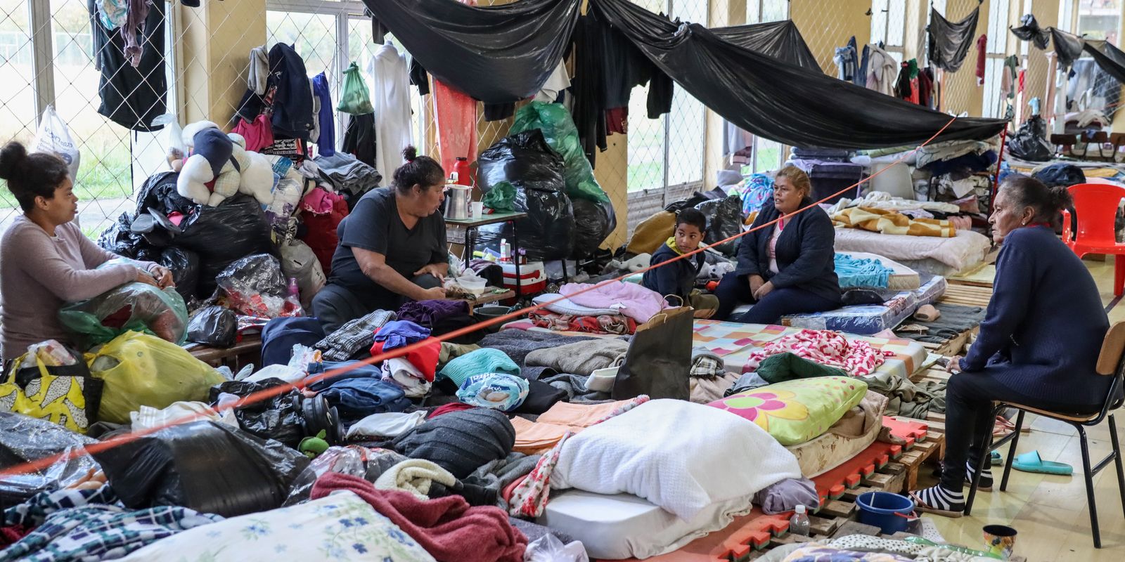 RS construirá “cidades temporárias” para acolher vítimas das enchentes