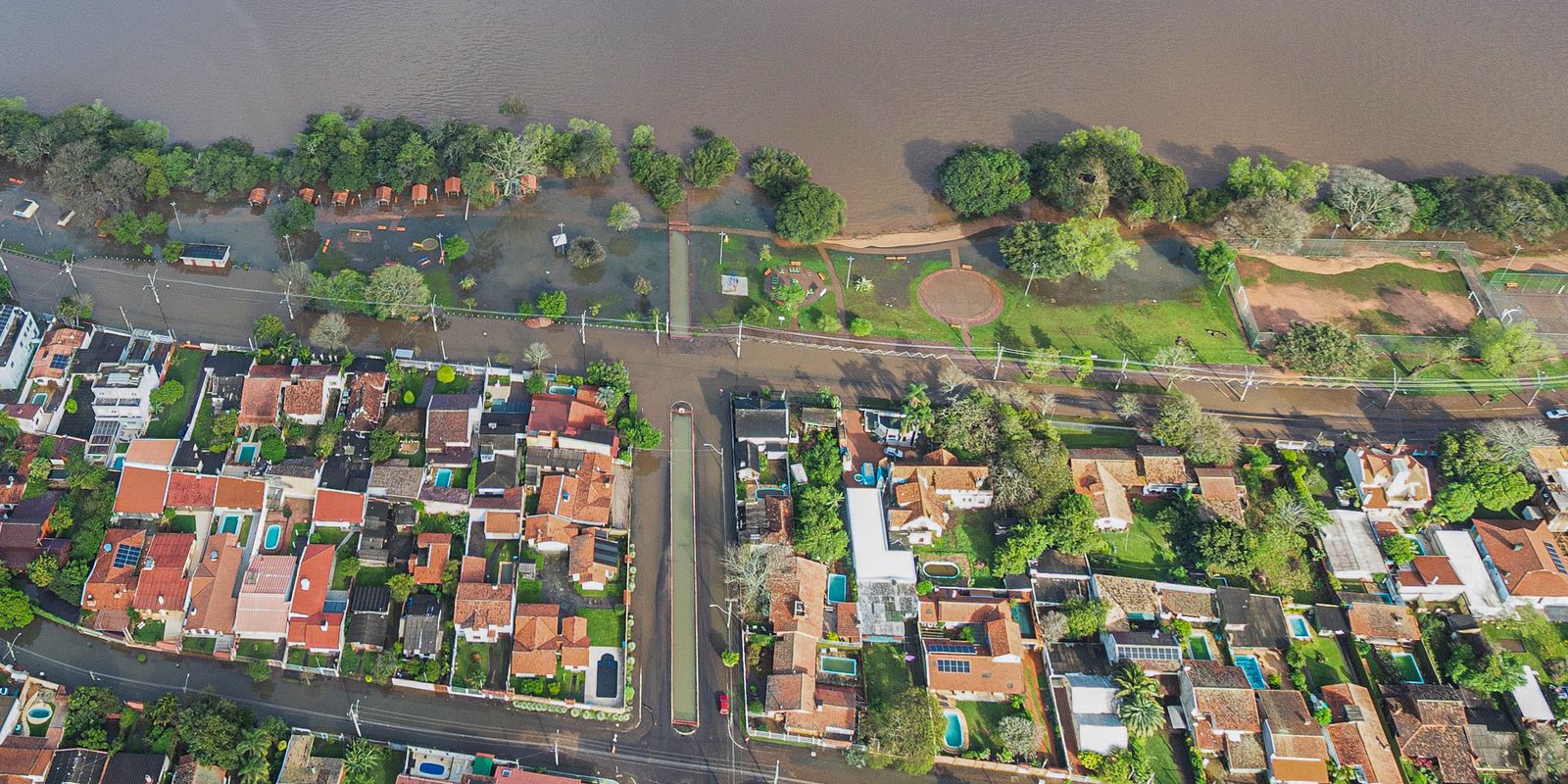 Nova cheia do Guaíba deve aumentar área de alagamento