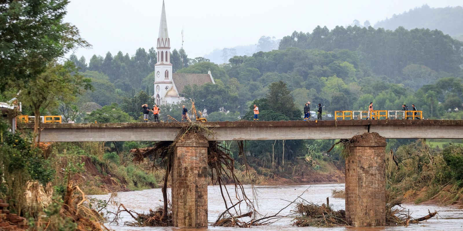 Correios recebem doações para vítimas das chuvas no Rio Grande do Sul