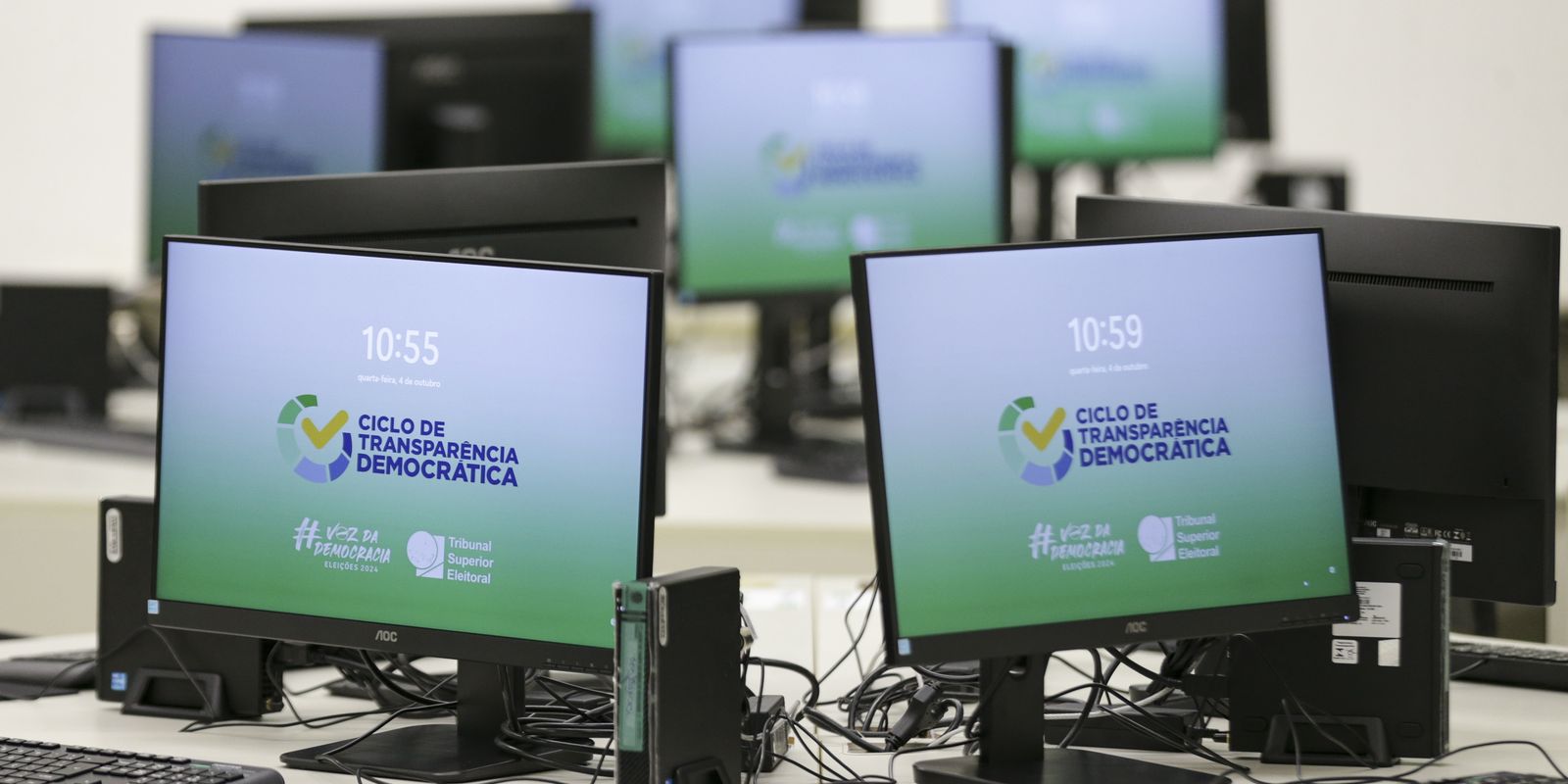 Eleições 2024: PF e universidade fazem teste em urnas eletrônicas