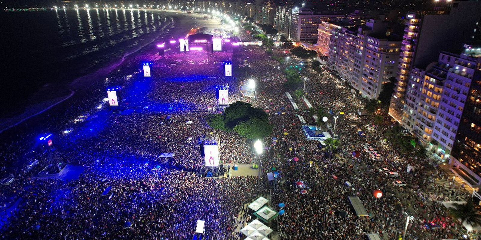 Show de Madonna reúne 1,6 milhão de pessoas em Copacabana