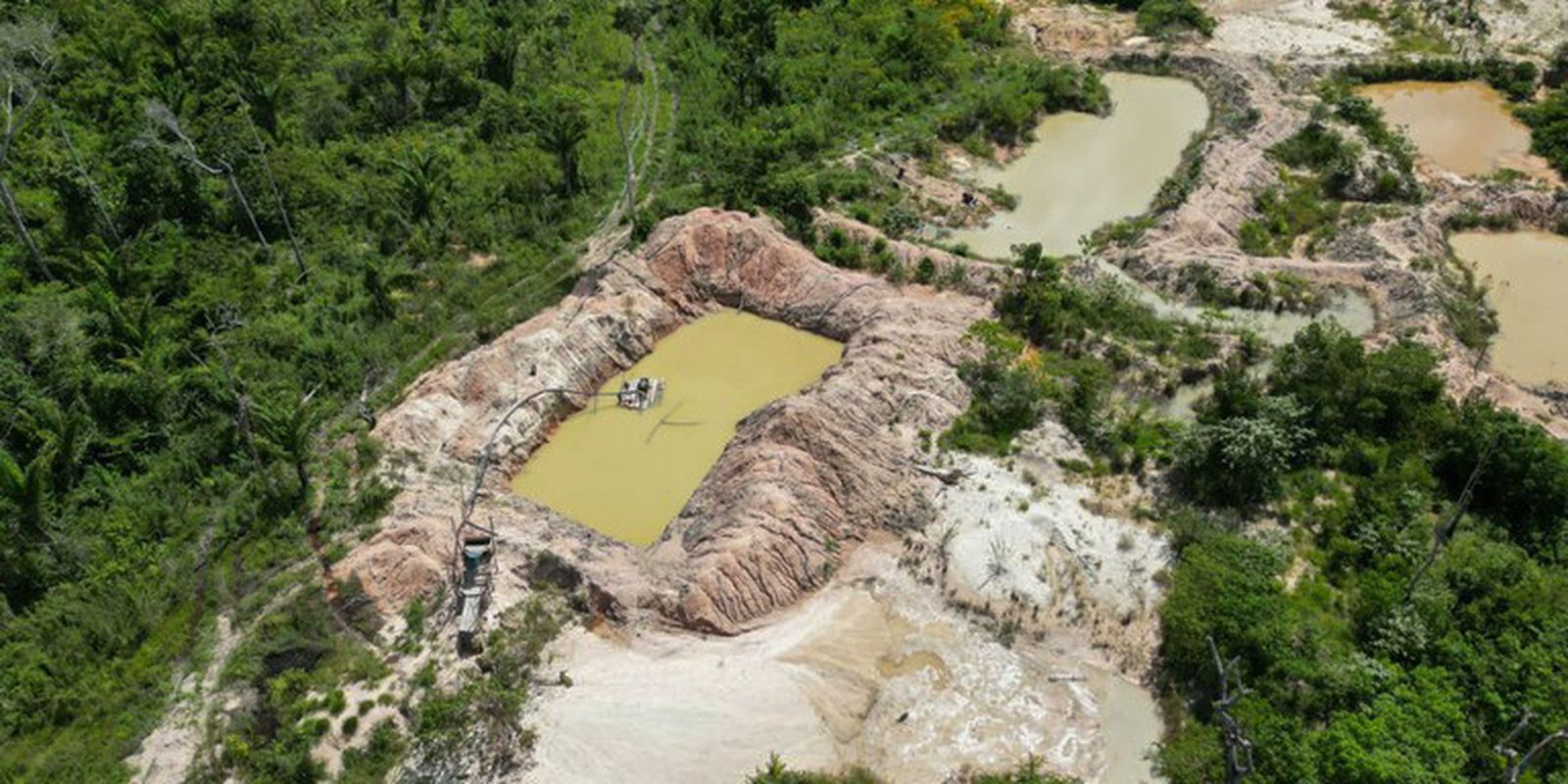 Polícia Federal fecha três garimpos em Terra Indígena Kayapó no Pará