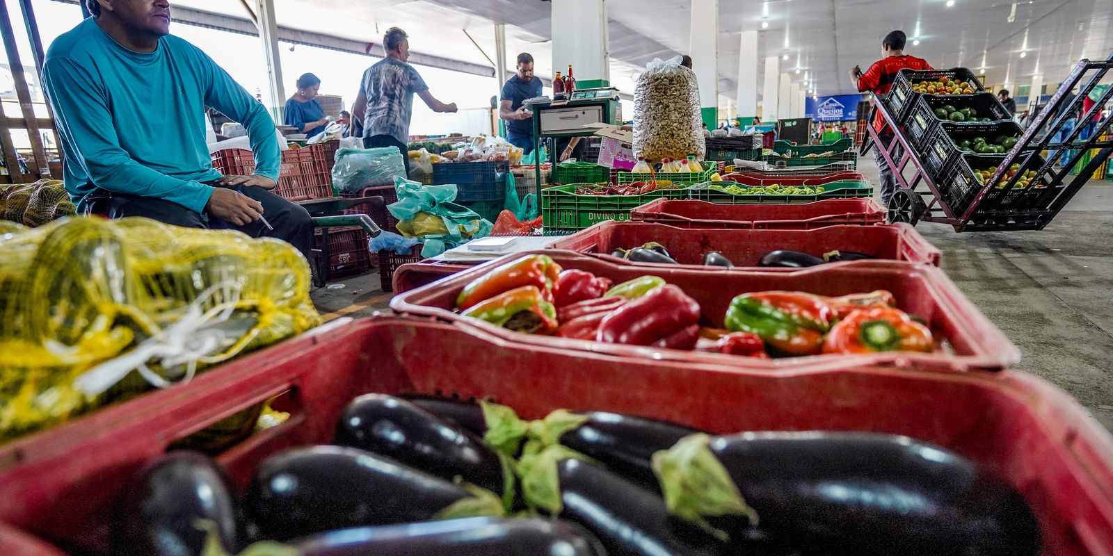 Batata, banana, laranja e melancia estão mais baratas, segundo a Conab