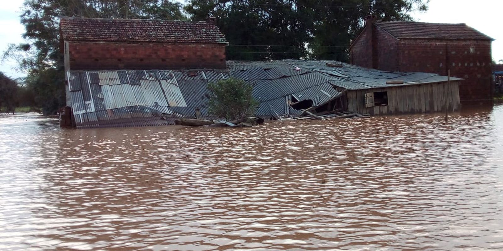 RS: nível do Guaíba fica abaixo de 5 m; rios sobem no sul do estado