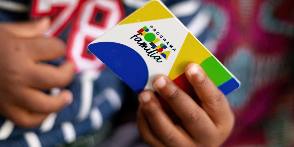Caixa começa a pagar Bolsa Família de junho