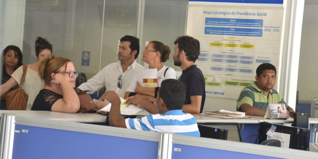 Aprovados em concurso de perito médico federal devem escolher lotação