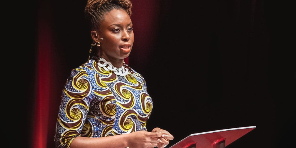 Bienal do Livro começa no Rio nesta sexta com Chimamanda Ngozi Adichie