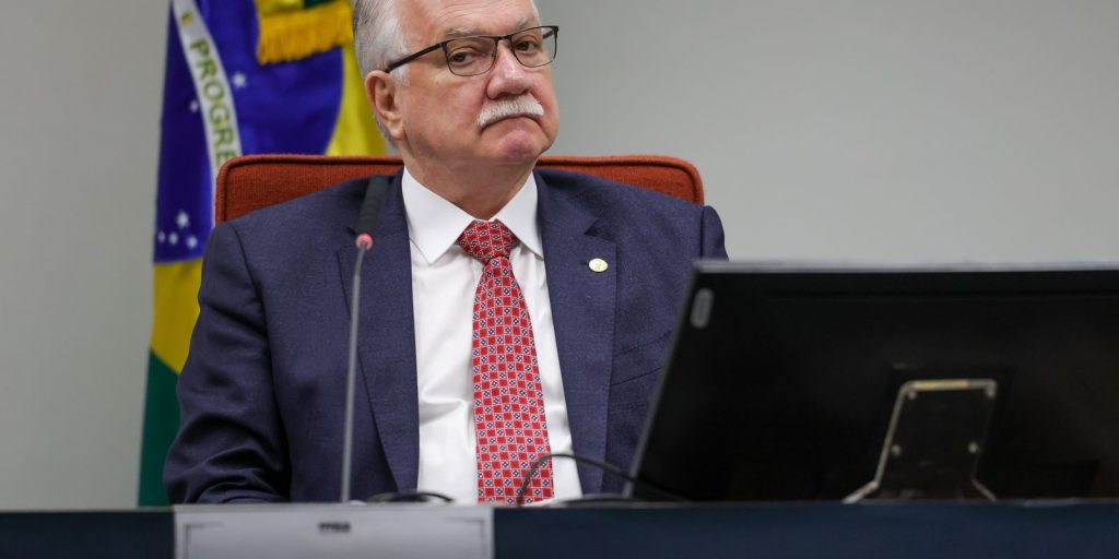 Fachin inicia voto sobre responsabilização de redes; placar está 7 a 1