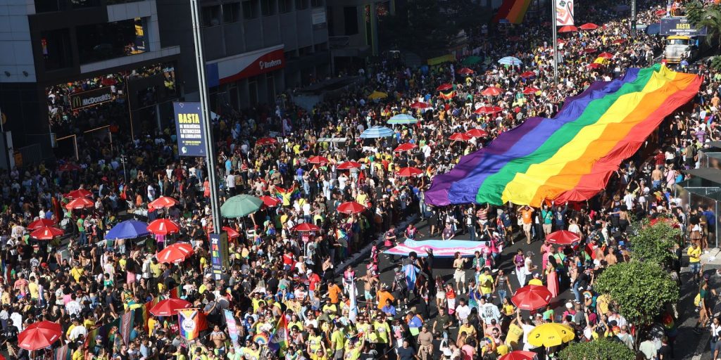 Hoje é Dia: São João, Festa de Parintins e Parada LGBT+ são destaques
