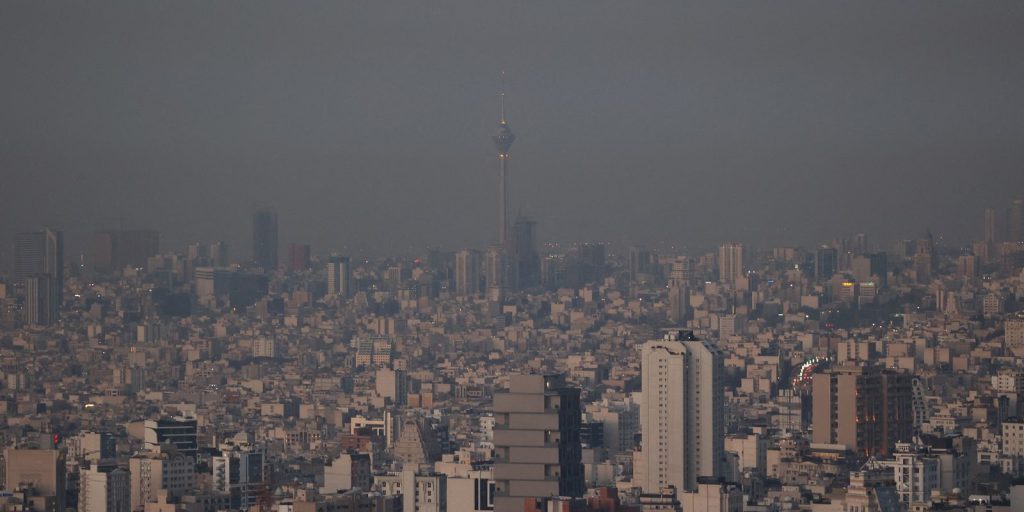 Israel ataca sede de emissora de televisão oficial do Irã