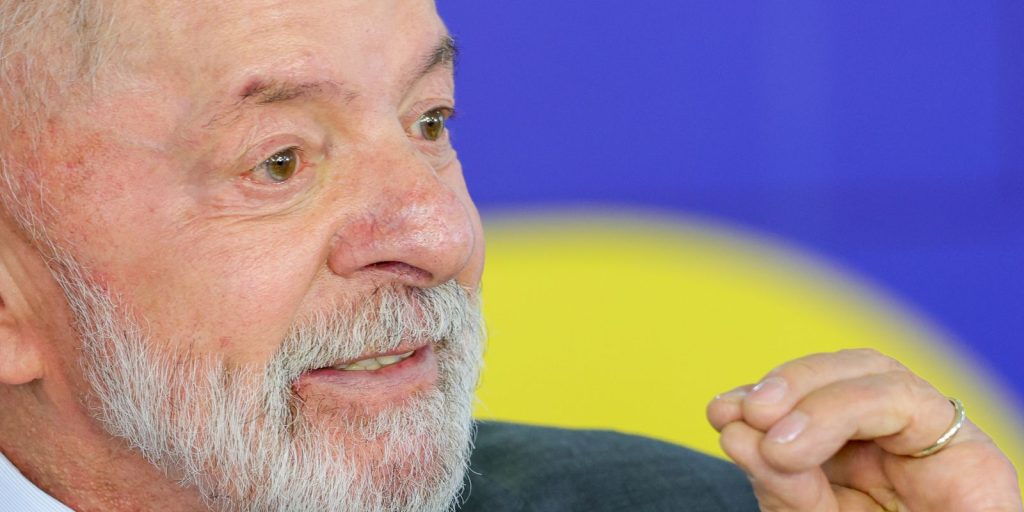 Macron pede inclusão de cláusulas-espelho para acordo UE-Mercosul