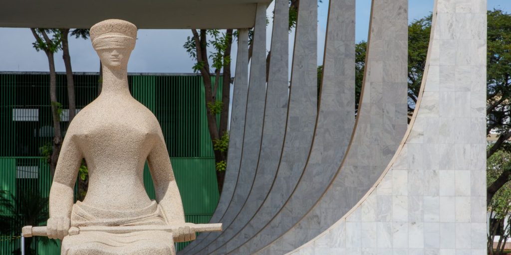 STF suspende julgamento sobre revisão da vida toda