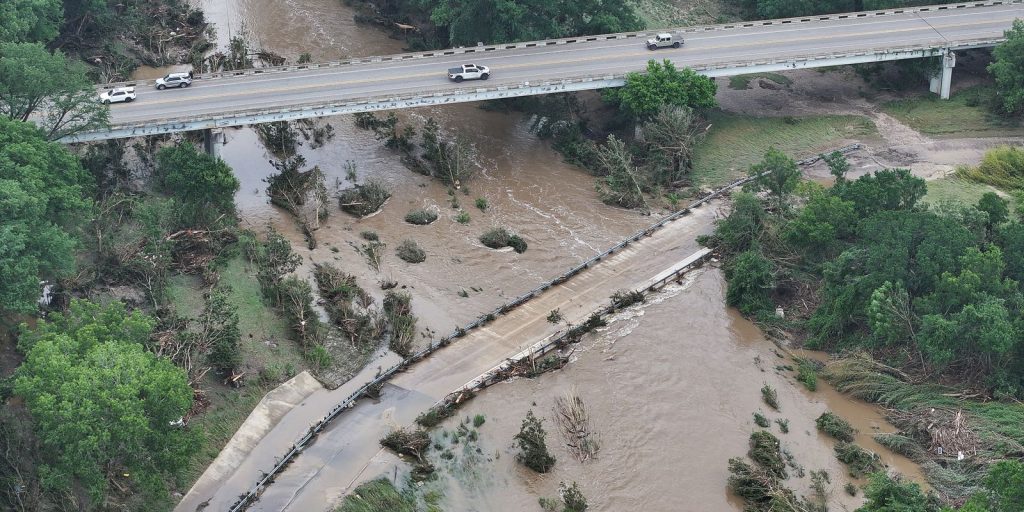 Governo brasileiro lamenta mortes no Texas por fortes chuvas