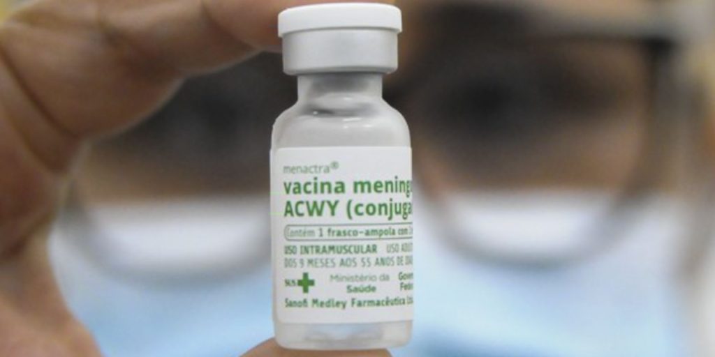 Meningite: entenda como fica vacinação com ACWY após mudança nas doses